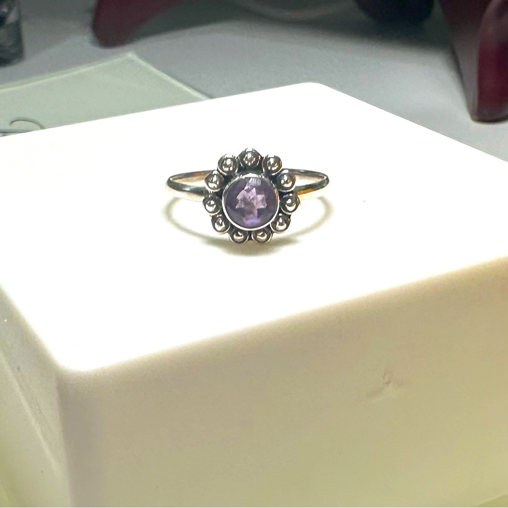 New petite SS & Amethyst ring sz 9